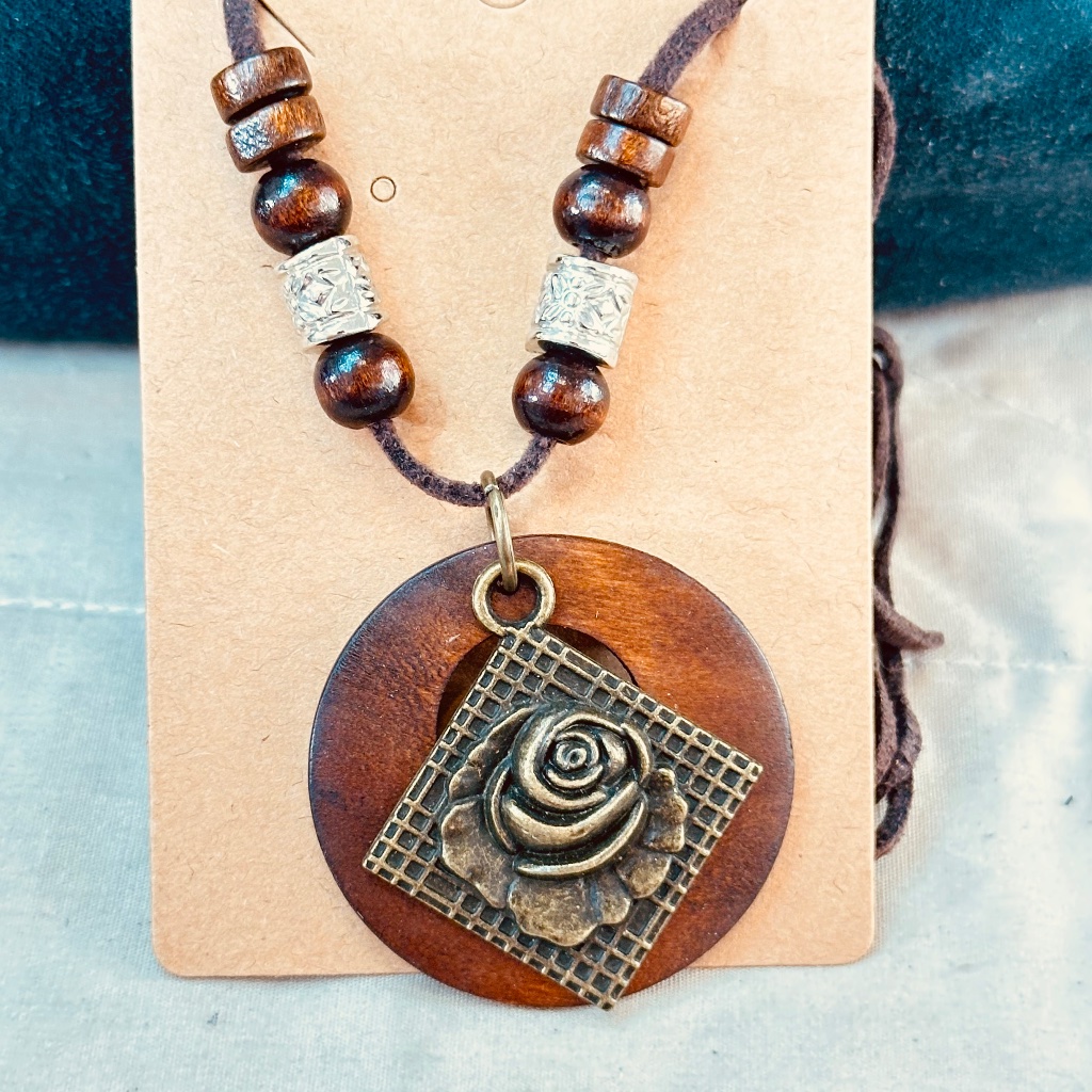 Wood Ring Pendant W/Rose Charm & Small Wood & Silver Tone Beads